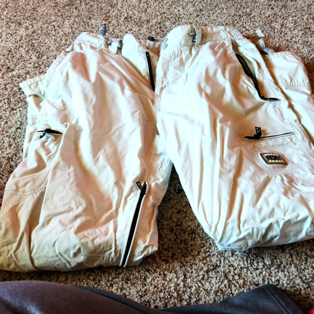 Snowpants